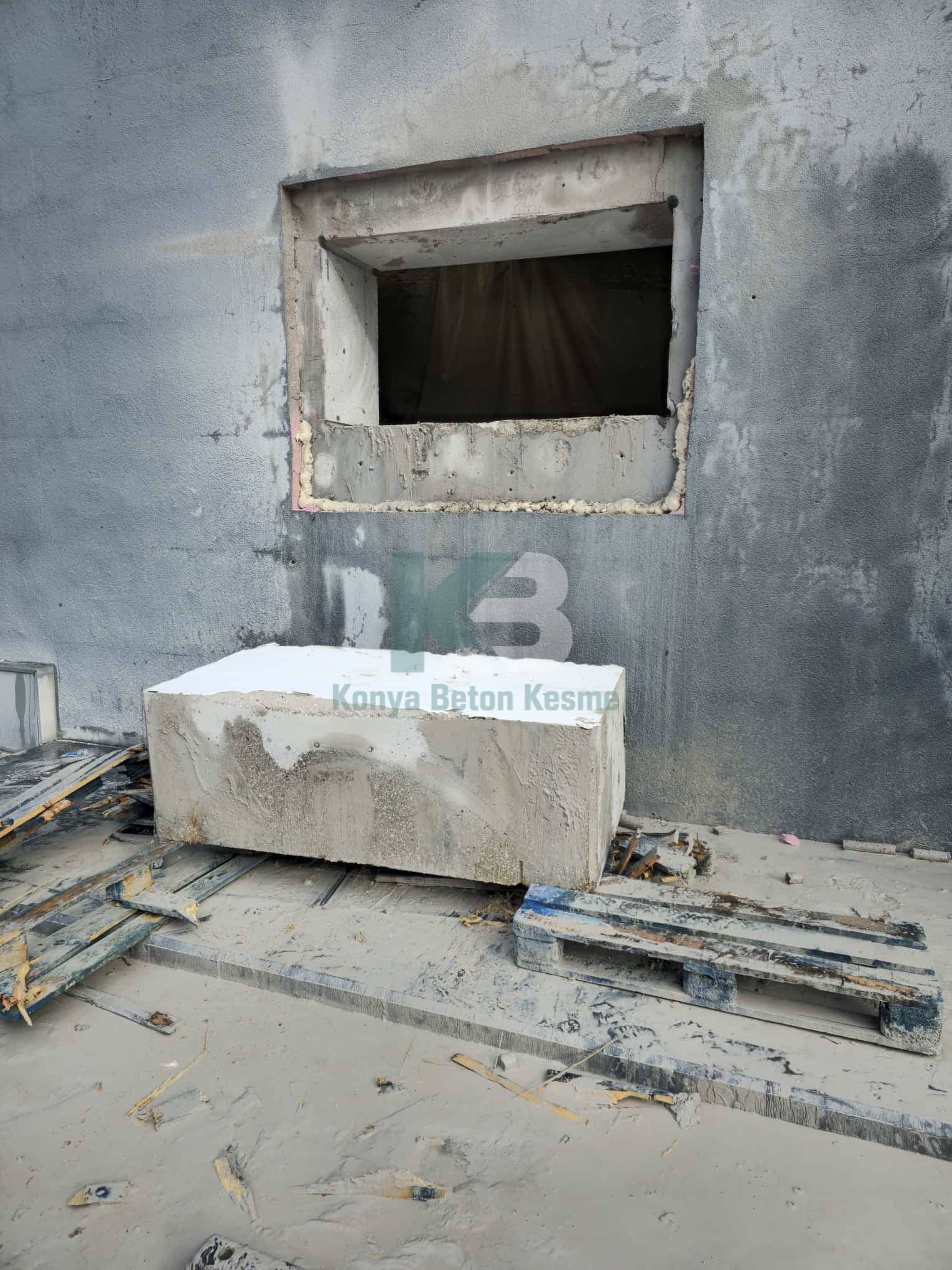 Ahırlı Beton Kırma